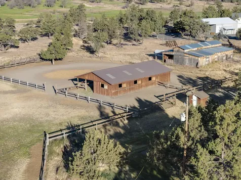 1594 SW Bent Loop Powell Butte OR 97753