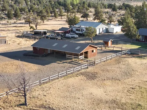 1594 SW Bent Loop Powell Butte OR 97753