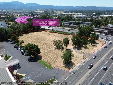 1300 E Barnett Road Medford OR 97504
