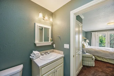 510 Coachman Drive Jacksonville OR 97530