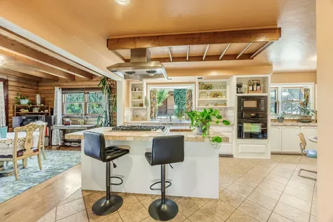 650 Monroe Street Ashland OR 97520
