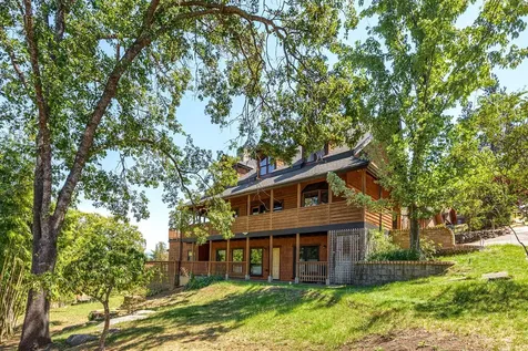 650 Monroe Street Ashland OR 97520