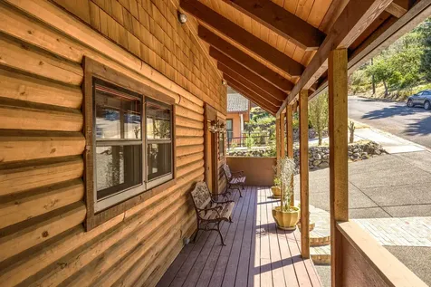 650 Monroe Street Ashland OR 97520