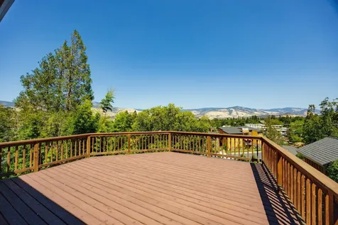 650 Monroe Street Ashland OR 97520