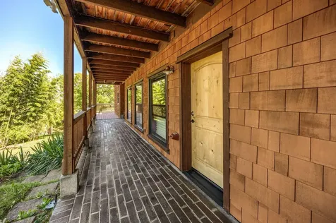 650 Monroe Street Ashland OR 97520