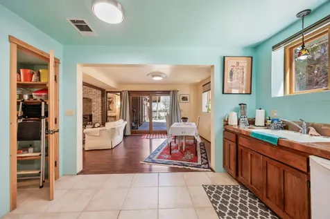 650 Monroe Street Ashland OR 97520