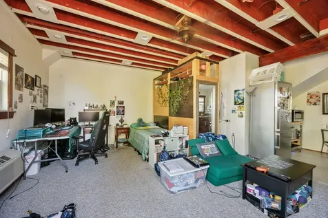650 Monroe Street Ashland OR 97520