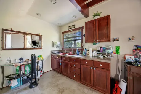 650 Monroe Street Ashland OR 97520
