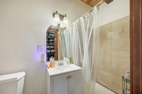 650 Monroe Street Ashland OR 97520