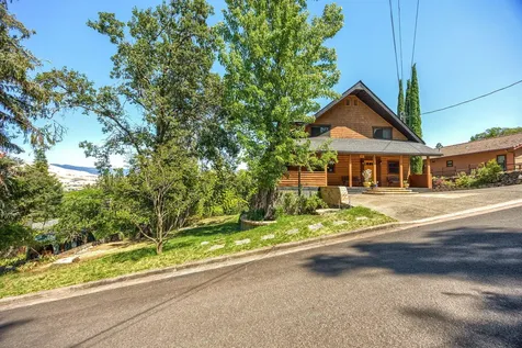 650 Monroe Street Ashland OR 97520
