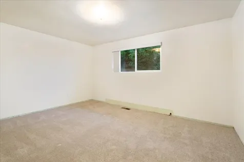 2130 NW 12th Street Redmond OR 97756
