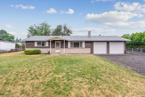 2130 NW 12th Street Redmond OR 97756