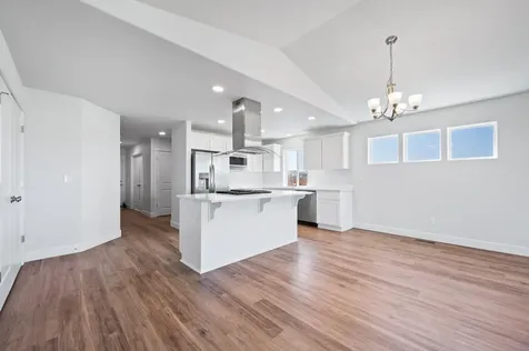 1242 NW Golf Course Drive Madras OR 97741