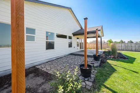 1242 NW Golf Course Drive Madras OR 97741