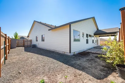 1242 NW Golf Course Drive Madras OR 97741