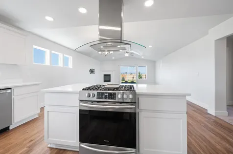 1242 NW Golf Course Drive Madras OR 97741