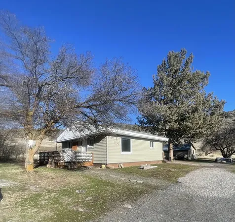6067 Uhrmann Road Klamath Falls OR 97601