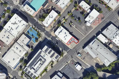 36 S Riverside Avenue Medford OR 97501