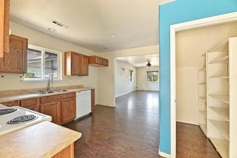 24 Washington Street Medford OR 97501