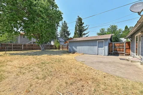 24 Washington Street Medford OR 97501
