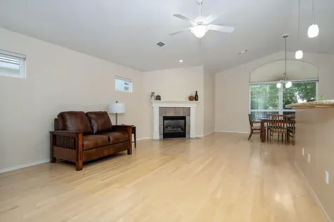 748 Fernwood Drive Medford OR 97504