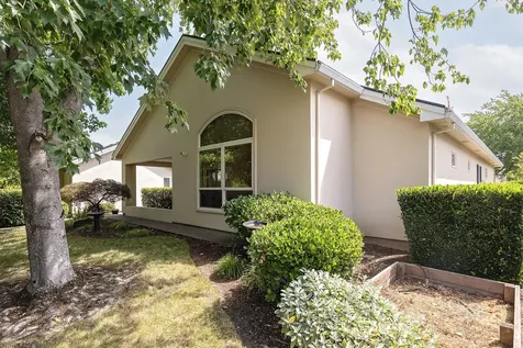 748 Fernwood Drive Medford OR 97504