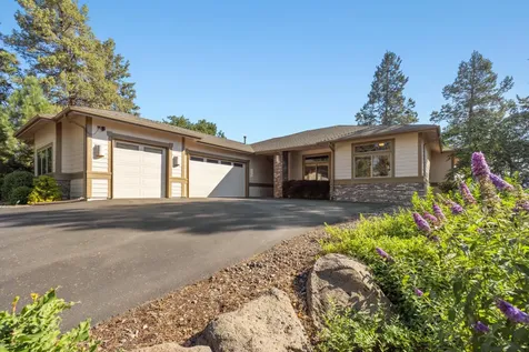 11629 Crossbill Drive Klamath Falls OR 97601