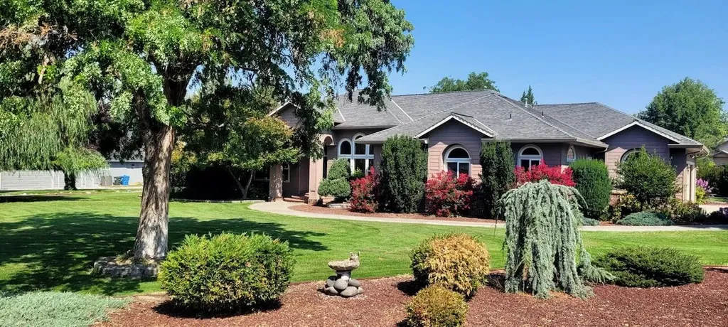 134 Kingsgate Way Grants Pass OR 97527