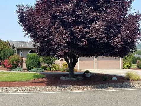134 Kingsgate Way Grants Pass OR 97527