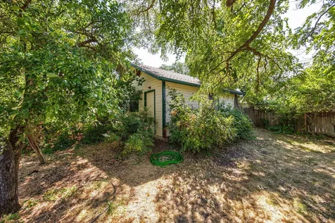 129 5th Street Ashland OR 97520