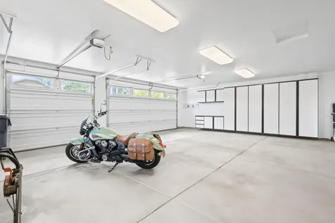 664 N Trinity Way Sisters OR 97759