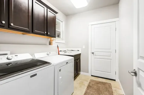 664 N Trinity Way Sisters OR 97759