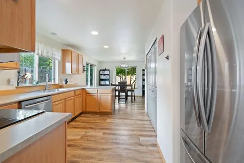 2340 NW Dogwood Avenue Redmond OR 97756