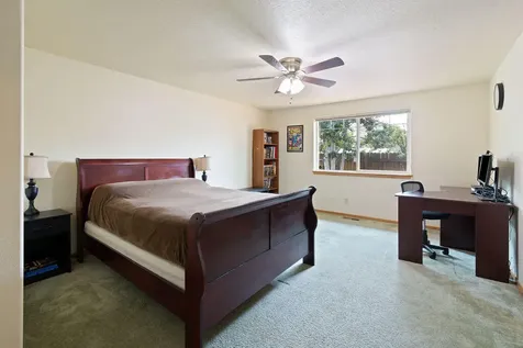 2340 NW Dogwood Avenue Redmond OR 97756