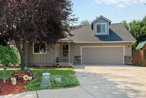 2340 NW Dogwood Avenue Redmond OR 97756