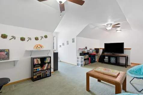 2340 NW Dogwood Avenue Redmond OR 97756