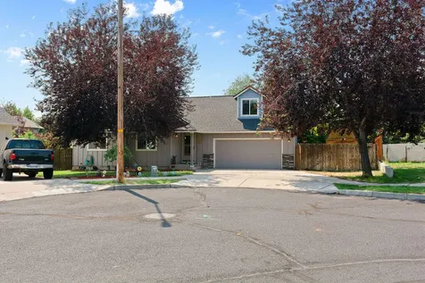 2340 NW Dogwood Avenue Redmond OR 97756