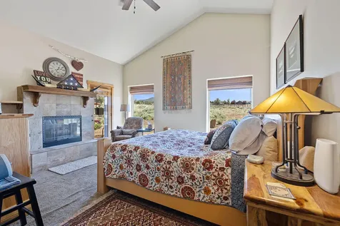 15997 SW Aquatic View Lane Powell Butte OR 97753