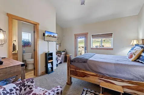 15997 SW Aquatic View Lane Powell Butte OR 97753