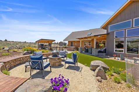 15997 SW Aquatic View Lane Powell Butte OR 97753