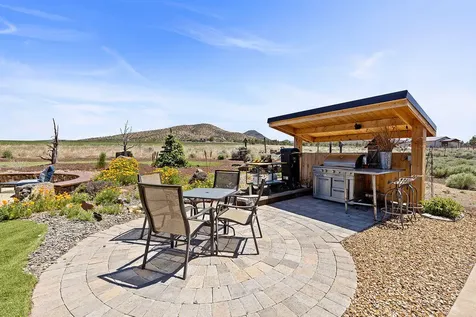 15997 SW Aquatic View Lane Powell Butte OR 97753