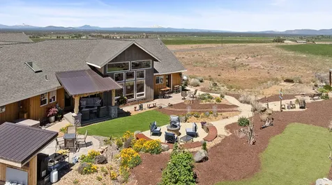 15997 SW Aquatic View Lane Powell Butte OR 97753
