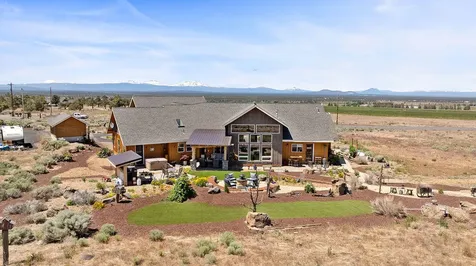 15997 SW Aquatic View Lane Powell Butte OR 97753