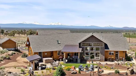 15997 SW Aquatic View Lane Powell Butte OR 97753