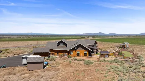 15997 SW Aquatic View Lane Powell Butte OR 97753