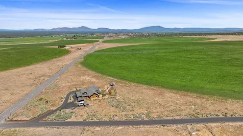 15997 SW Aquatic View Lane Powell Butte OR 97753