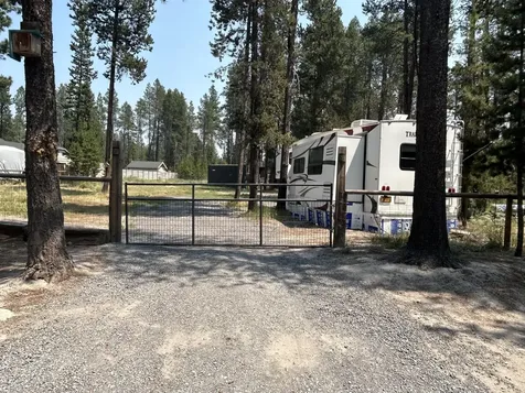 51670 Pine Street La Pine OR 97739