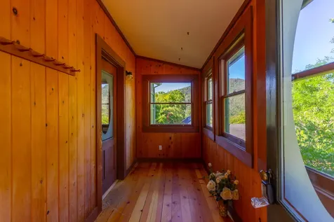 603 Dardanelles Street Gold Hill OR 97525
