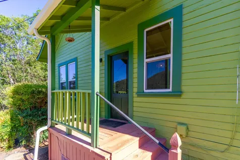 603 Dardanelles Street Gold Hill OR 97525