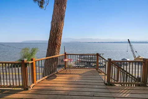 1731 Lakeshore Drive Klamath Falls OR 97601